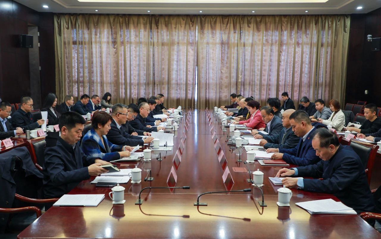 陕煤集团在国企民企高质量合作发展座谈会上作交流发言